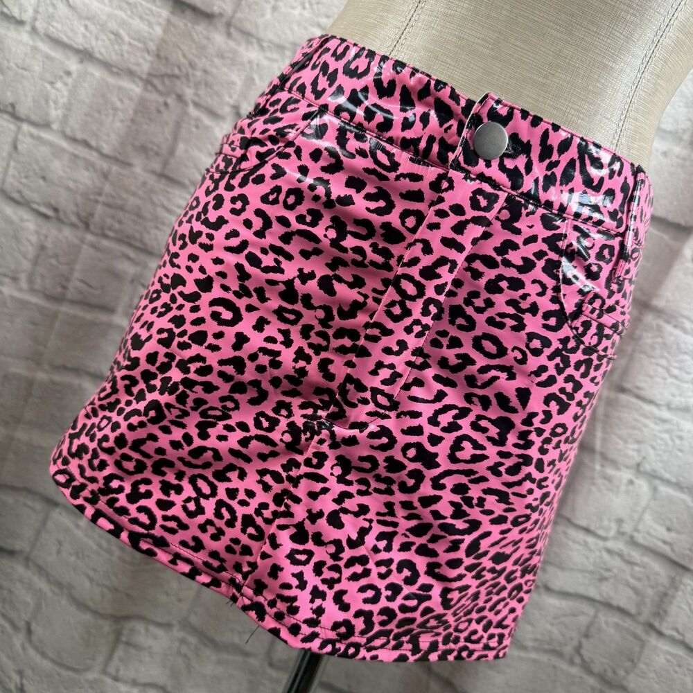 Club Exx Micro Mini Vinyl Skirt Pink Leopard Print Size XS Festival Rave NWT